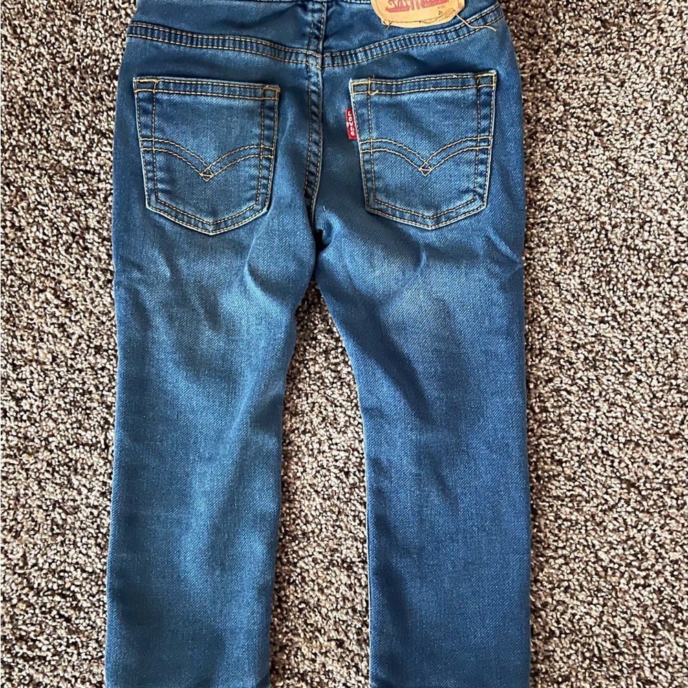 Boy Levi’s size 2T